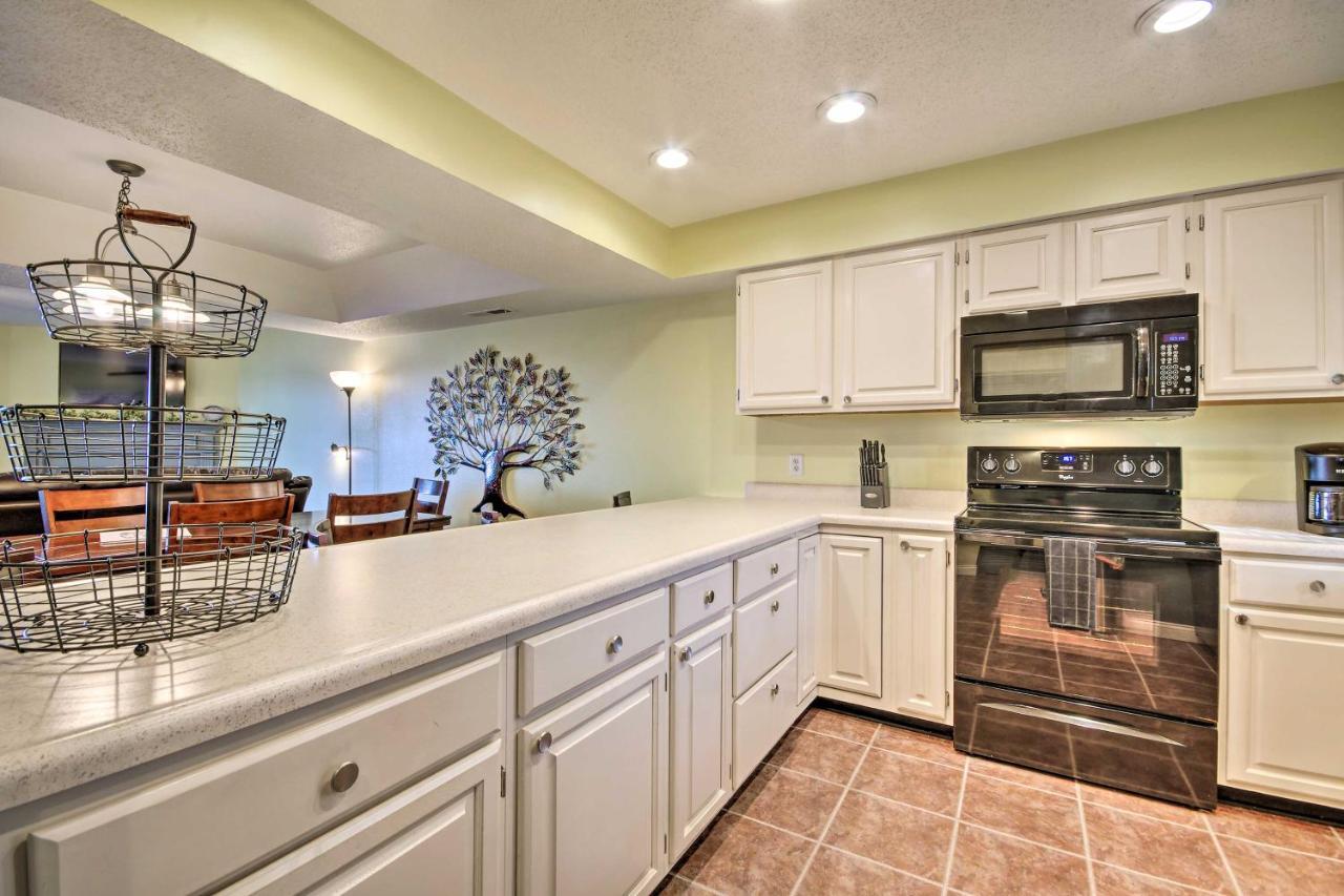 Lakefront Ozarks Condo By Golf And Restaurants! Экстерьер фото